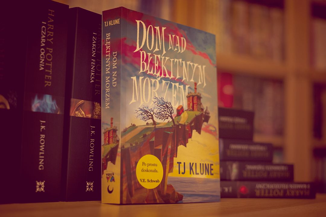 Dom nad błękitnym morzem