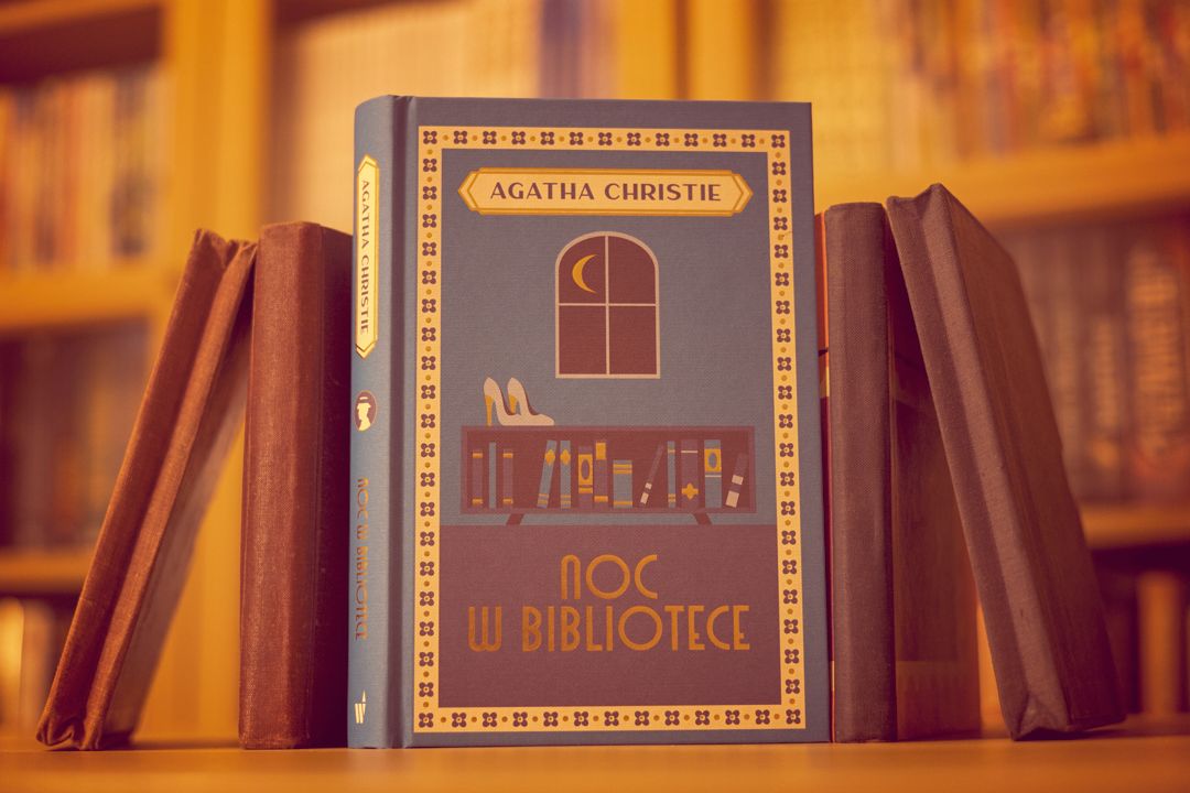 Noc w bibliotece